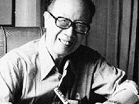 梁实秋