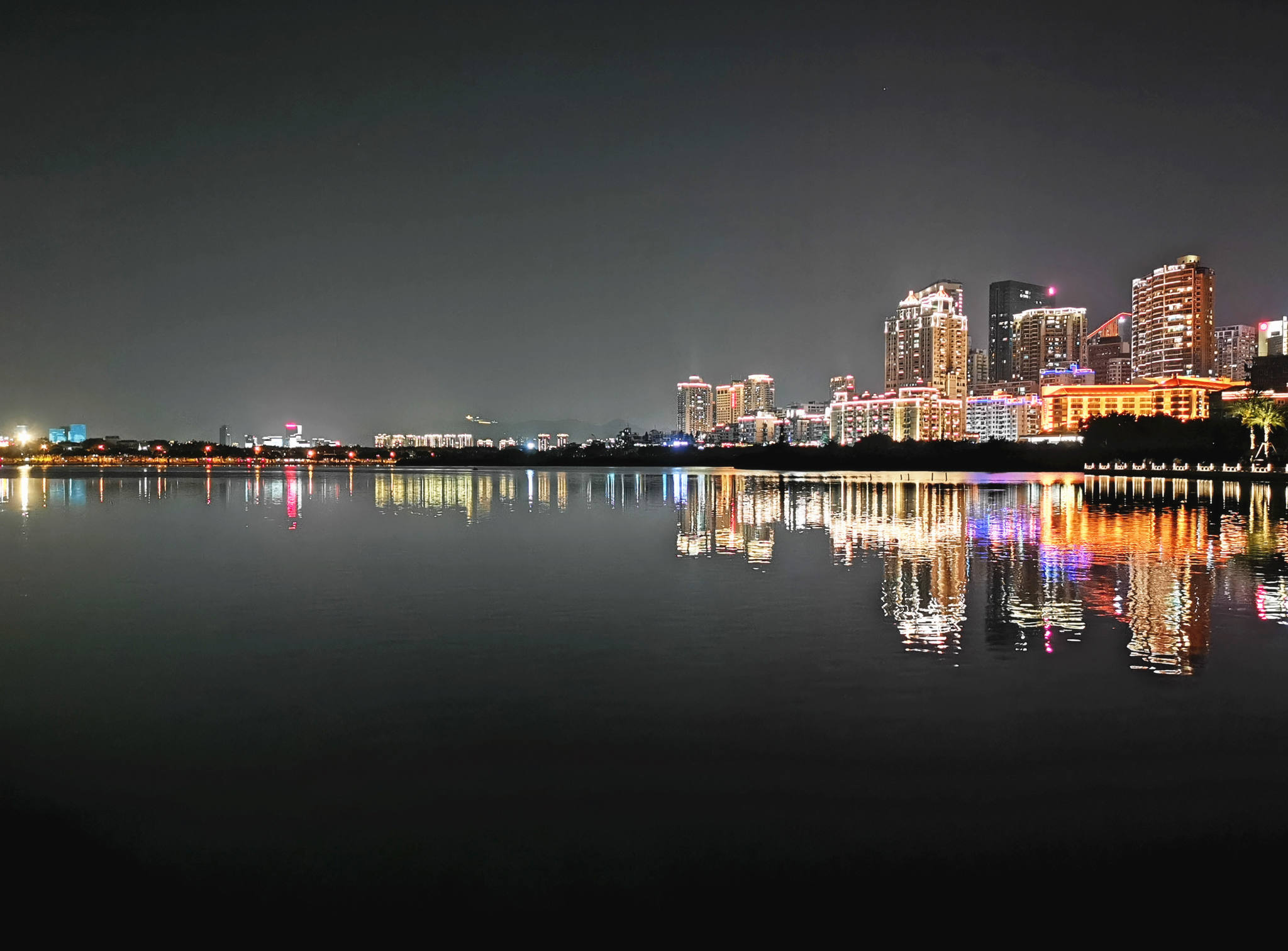 天上人间—筼筜湖夜景照(1)