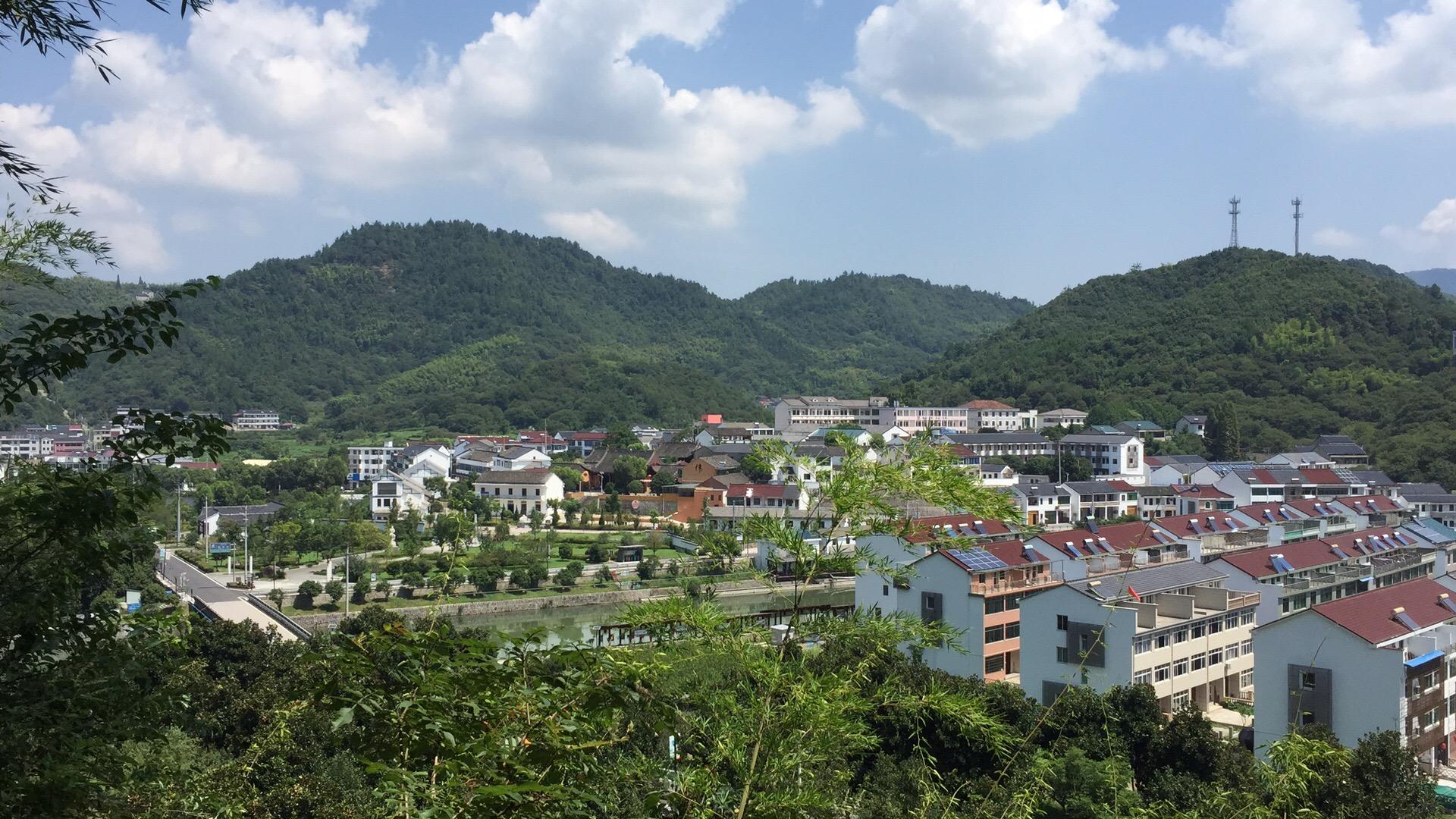 视角-山岙里的陈溪风情小镇