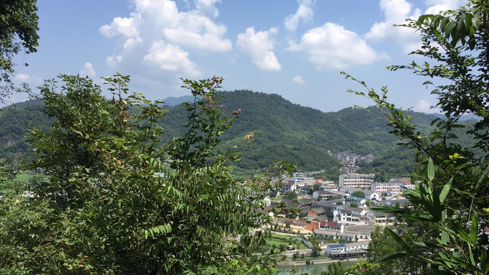 视角-山岙里的陈溪风情小镇