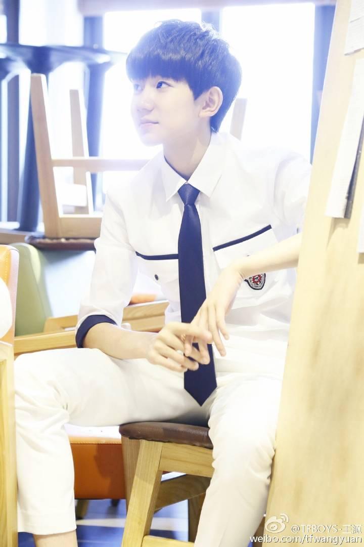 252317_Q9BAsT.jpg@!show